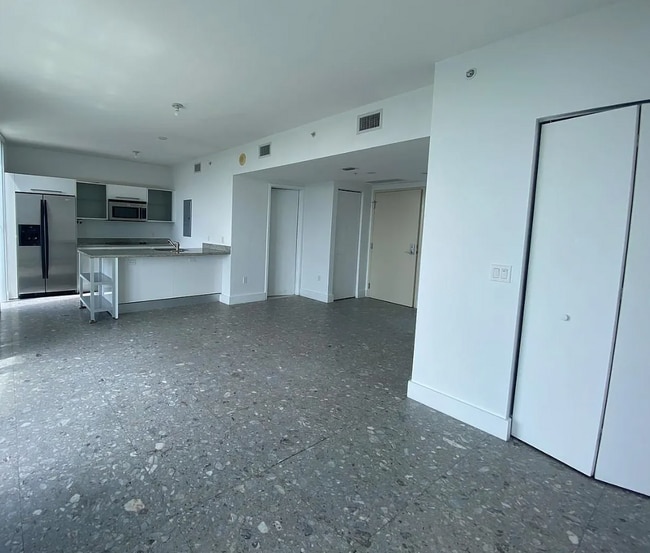 Photo - 185 SW 7th St Unit 1400