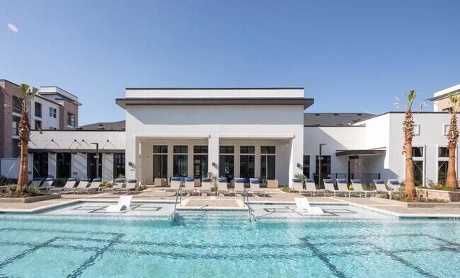 Photo - 16304 Farm to Market Rd 1325 Unidad d1