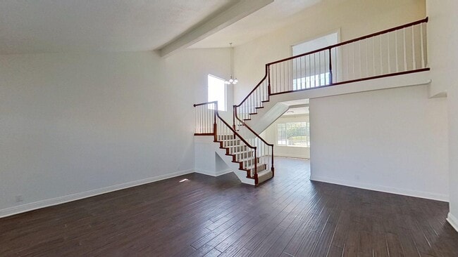 24671 Paige Cir