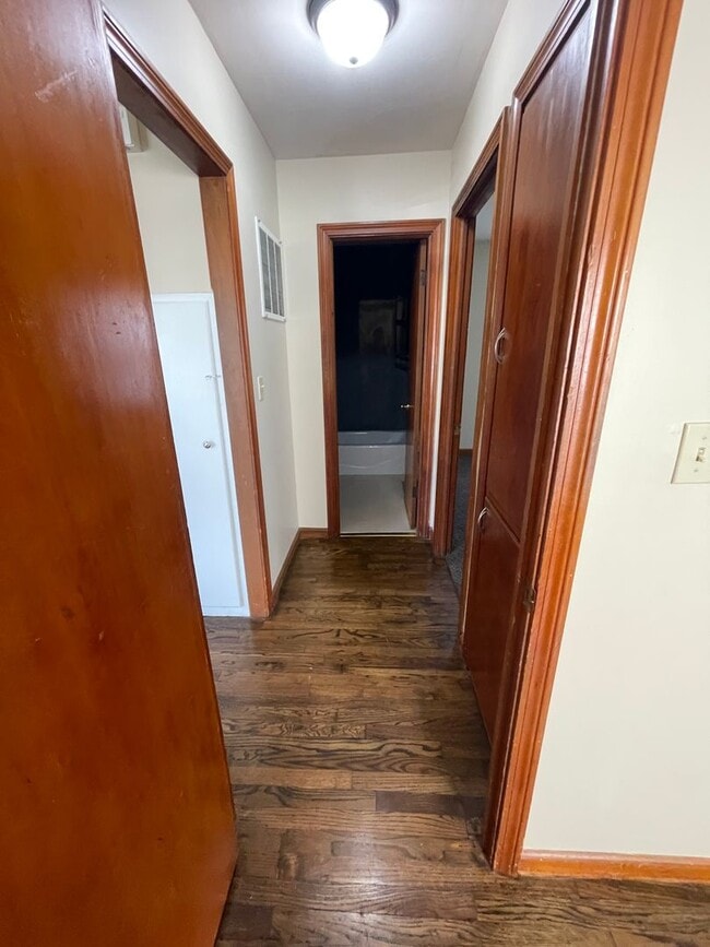 Photo - 2 Bedroom, 1 Bathroom House