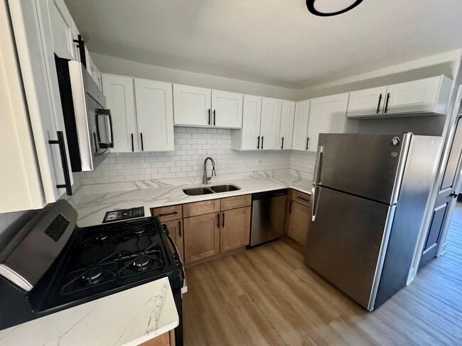 Salt Creek Apartments