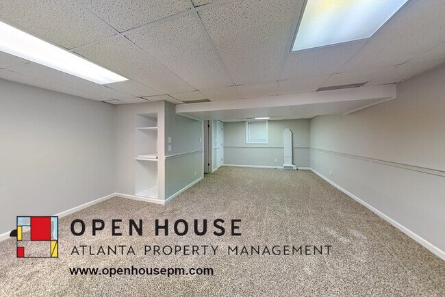 Photo - 363 Buckingham Dr, Marietta