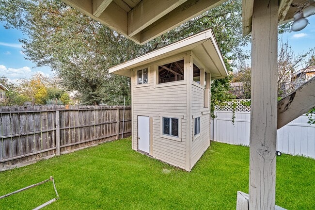 Photo - 7719 Miller Glen Ln