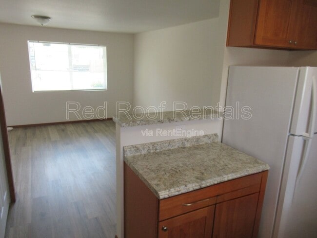 Photo - 14212 Pacific Ave S