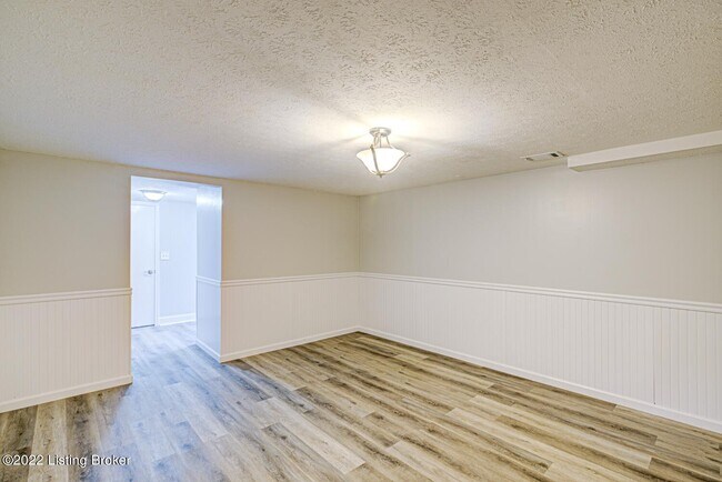 Photo - Dellwood Dr.