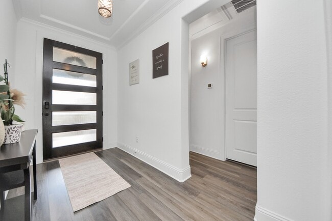 Photo - 10018 Knollwood Ln