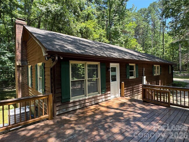 219 Larkfield Rd