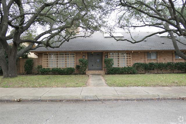Building Photo - 7023 Briarmeadow Dr Rental