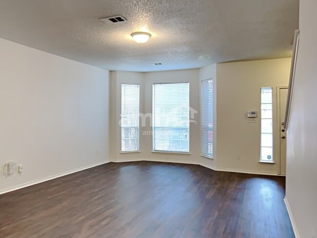 Photo - 8551 Western Meadows Dr