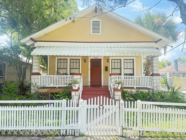 Building Photo - 2796 Lydia St Rental