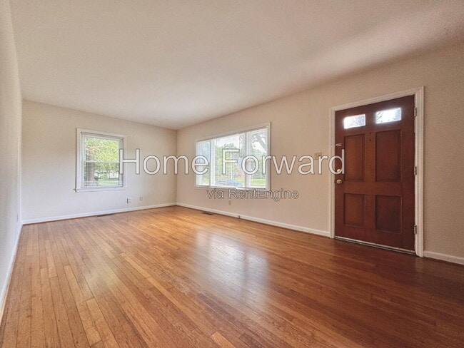 Photo - 510 Hill N Dale Rd