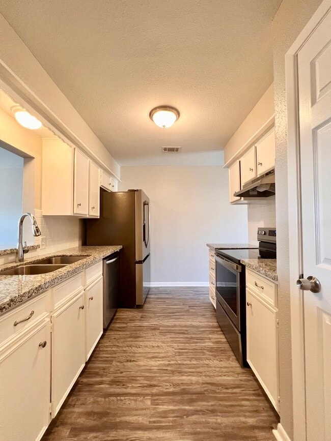 Photo - Beautiful one story home in Rosenberg, TX