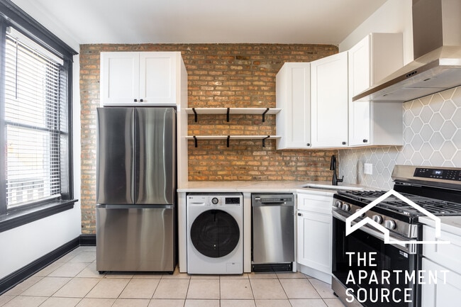 Photo - 2842 W Augusta Blvd Unit 3W