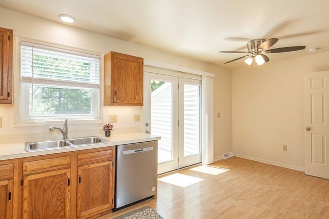 Photo - Updated Townhouse with Deck, Basement, New...