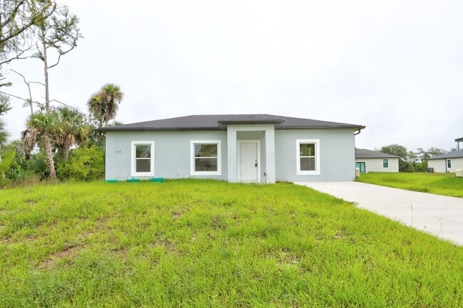 Building Photo - Brand New 3/2-MOVE IN READY-SEE IT TODAY!!