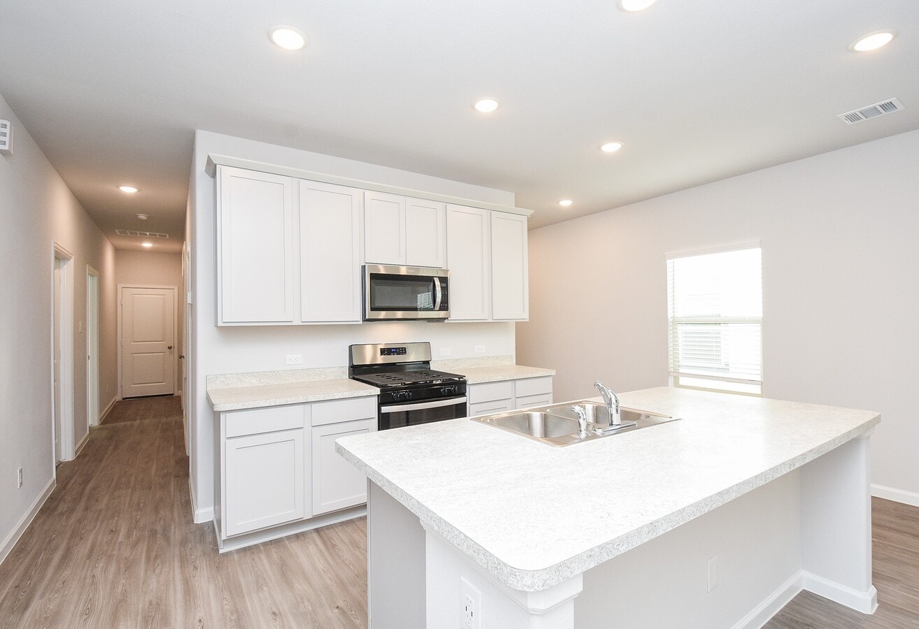 Photo - 16493 Moss Ln
