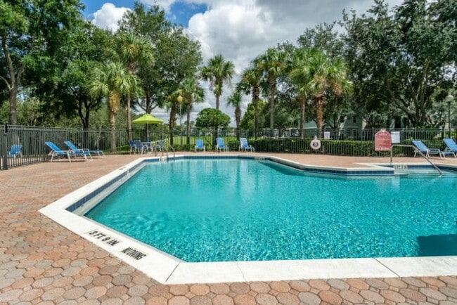 Woodridge Apartments