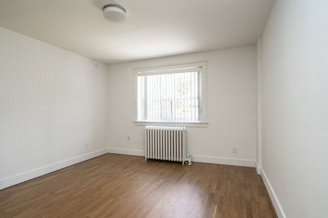 Photo - 54 Maitland St Unit 311