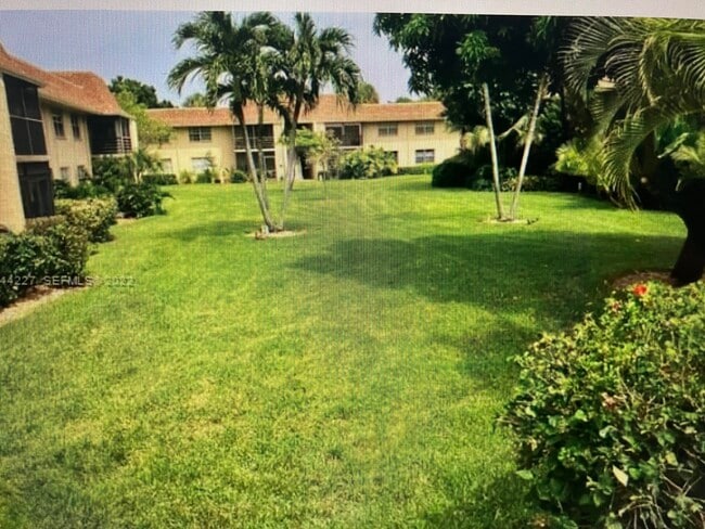 Photo - 1174 NW 13th St Unit 236b