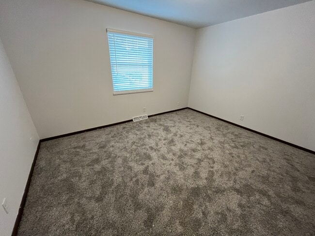 Photo - 358 N Jefferson St