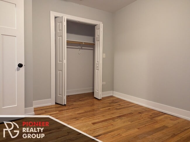 Photo - 556 W Arlington Pl Unit 2