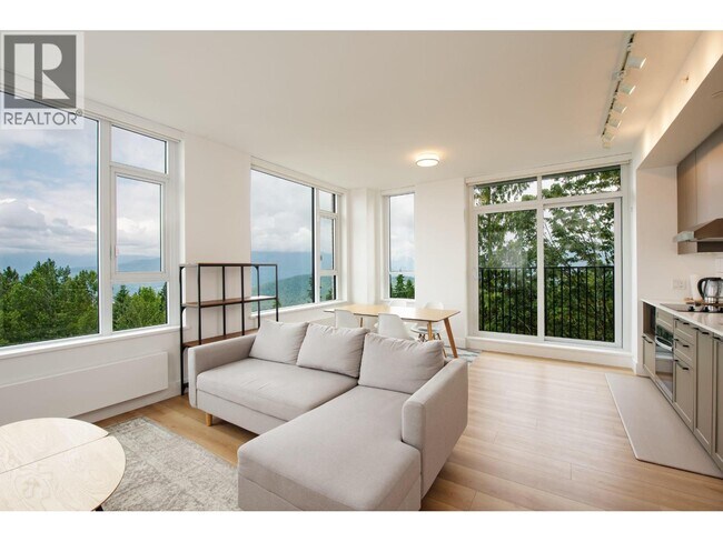 Photo - 8750 University Crescent Unit 704