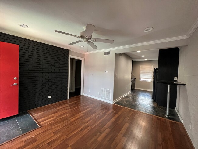 Photo - 1501 Hyde Park Blvd Unit 20