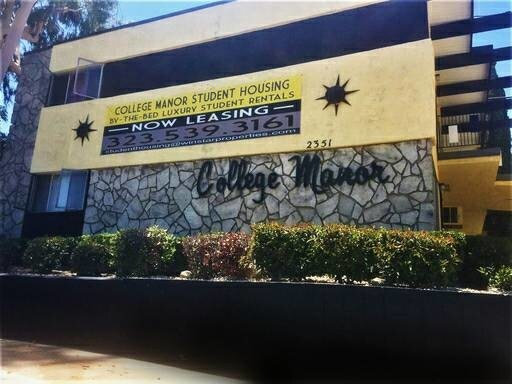 Apartments For Rent Less Than 600 Near City College In Los Photo 2351 Warwick Ave Unit 19