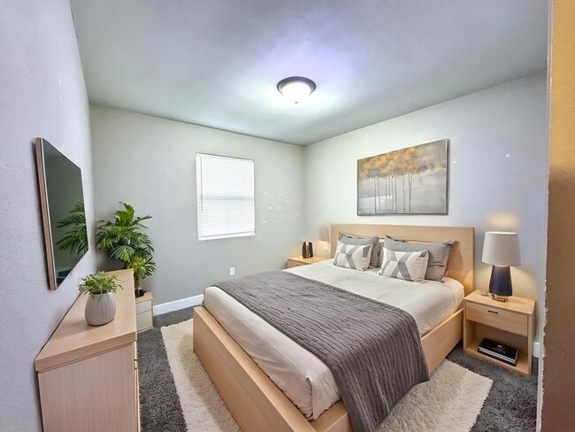 Photo - 1191 Stanton St