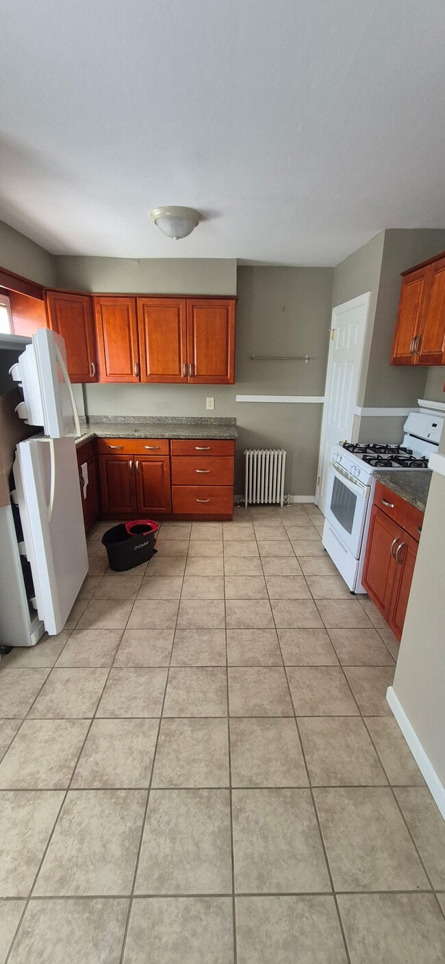 Photo - 3226 Metz Ave