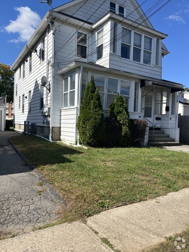 Building Photo - 45 Randolph St Rental