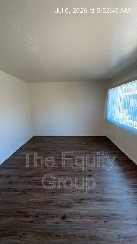 Photo - 620 N Blackstone St Unit 4