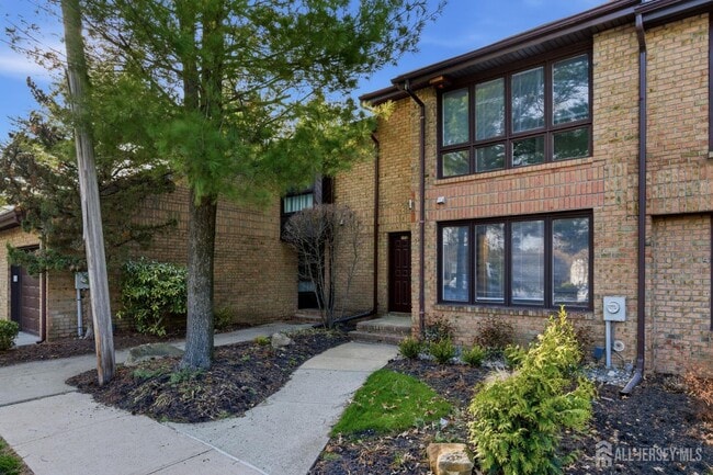 Photo - 172 Nathan Dr