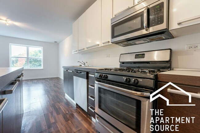 Photo - 1544 W Glenlake Ave Unit 2d