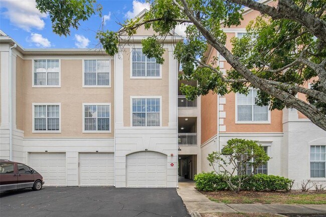 Building Photo - 12825 Madison Pointe Cir Unit 205 Rental