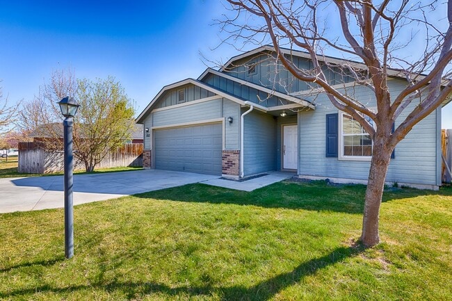 Photo - Nice family home in popular Star!