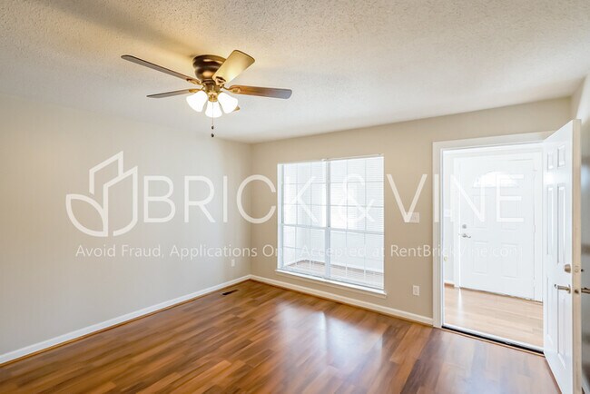 Photo - 2818 Avenue G
