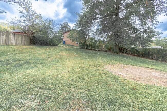 Photo - 718 Ranch Hill Dr