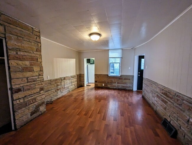 Photo - Large 3 Bedroom with City Views