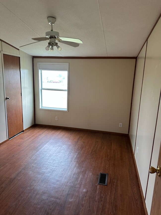 Photo - 330 Lorena Meadows Dr