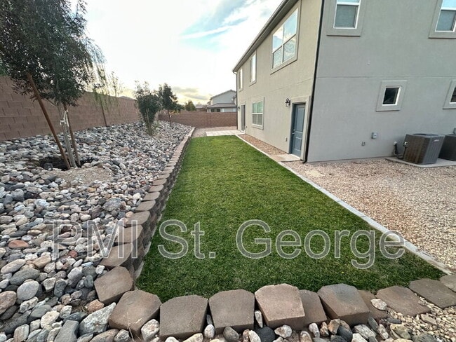 Photo - 3226 E 2930 S