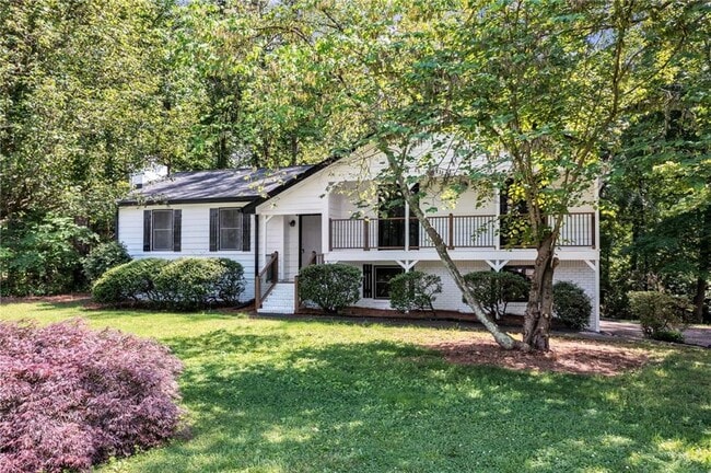 Building Photo - 5902 Cumming Hwy