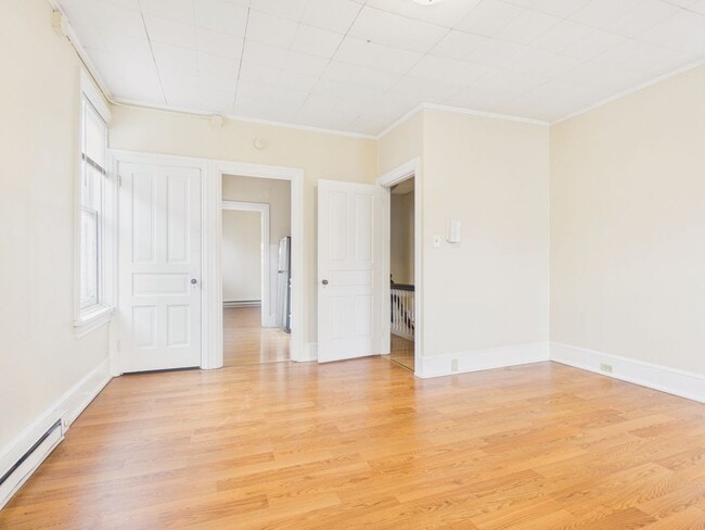 Photo - 122 South St Unit Apt 3
