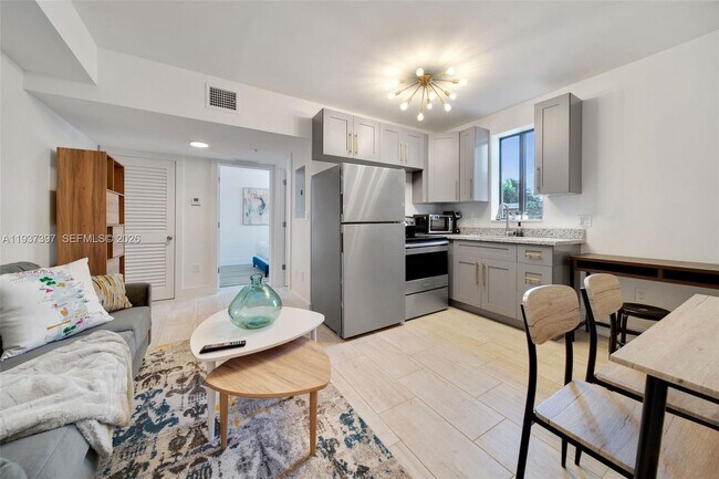 Photo - 2162 SW 14th Terrace Unidad 104