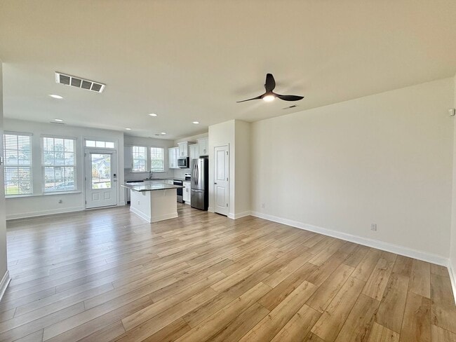 Photo - 1826 Grassy Falls Ln