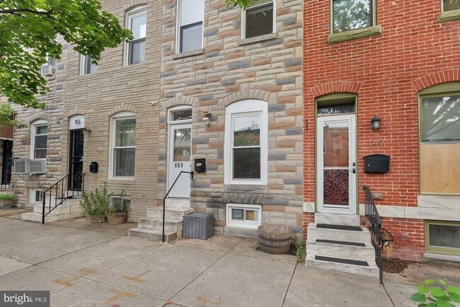 Photo - 151 N Potomac St