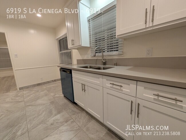 Photo - 6919 S La Cienega Blvd Unit 6919