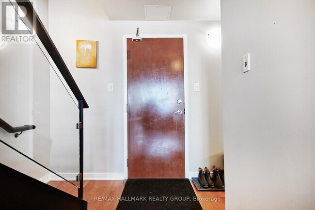 Photo - 324 Laurier Ave W Unité 2306