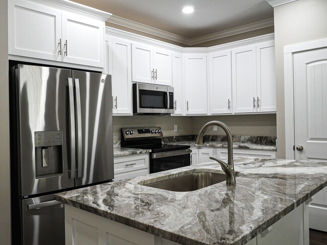 Photo - 1364 Summer Cir SW