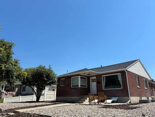 Photo - 2697 Glenmare St Unit 1